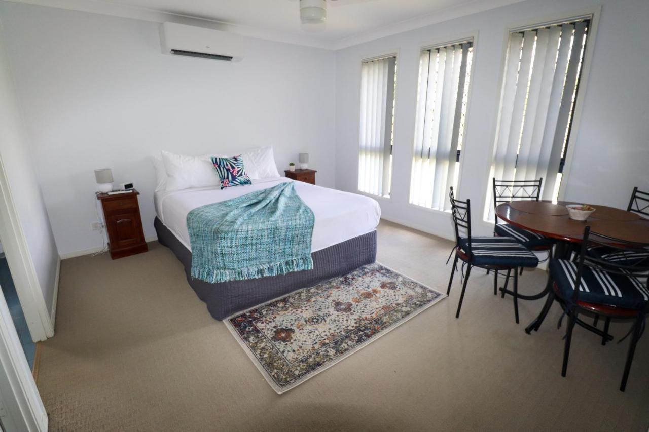 Blk Stays Guest House Deluxe Units Morayfield Kültér fotó